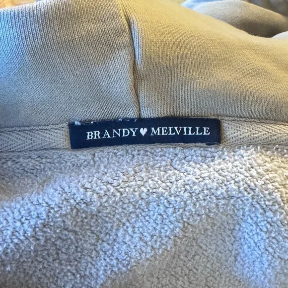 Brandy Melville Oversized Zip-Up Hoodie | Tan Neutral Fleece Lined Sweatshirt - Picture 5 of 7